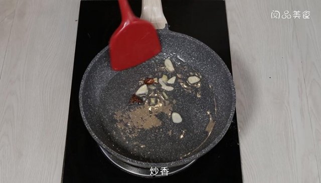 正宗粉皮炖鸡块做法(粉皮炖鸡块的做法大全)